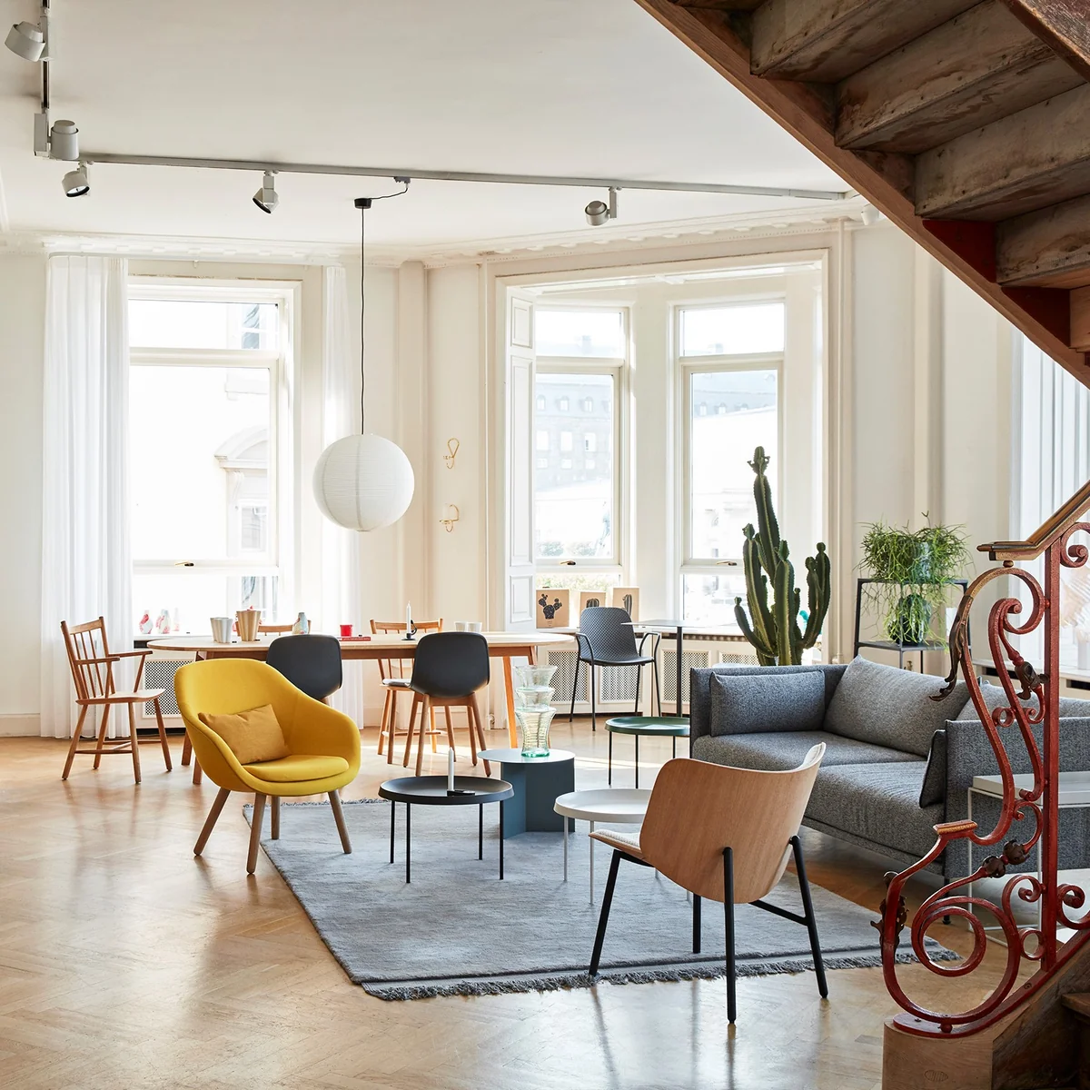 Hay-Tulou-Coffee-Table-schwarz-1zu1