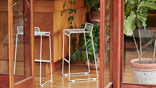 Hee-Bar-Stool-white_01