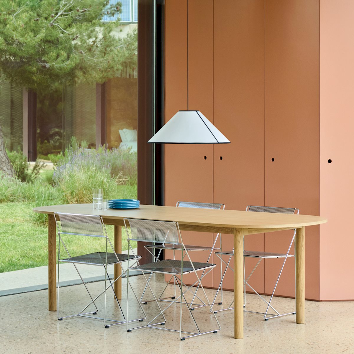 annex-table-oblong_1220x1220_brandmodel