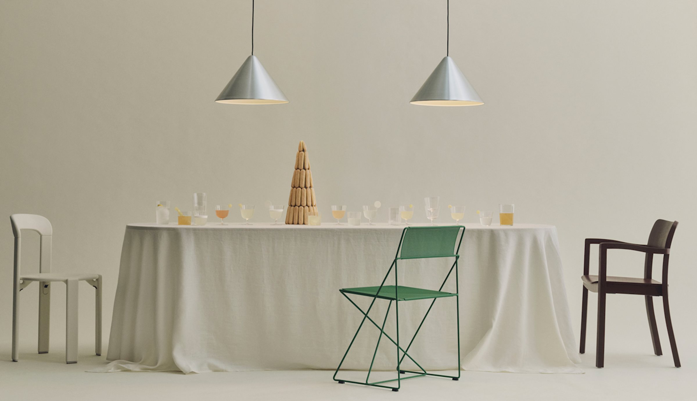 hay forside-x-line-chair-green_rey-chair_terrazza-tablecloth_glasses_1390x800